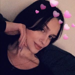 Meet your Posher, Valentina